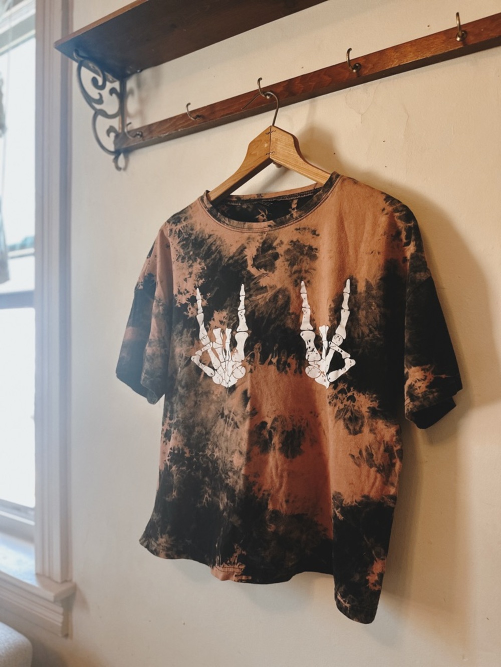 SHEIN Tie-Dye Skeleton Boxy Tee